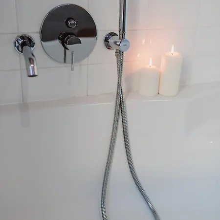 2 Bedroom Center Appartement *