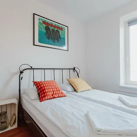 2 Bedroom Center Appartement *